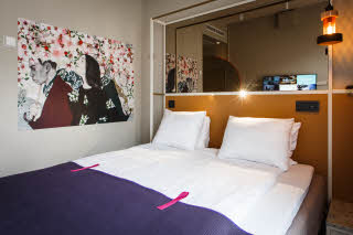 Room Cabin